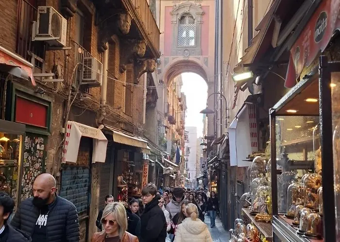 White 2 San Gregorio 14 * Neapel